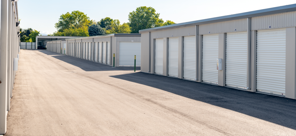 Navigating the Move: Keep On Moving Company's Guide to Storage Facility Transitions