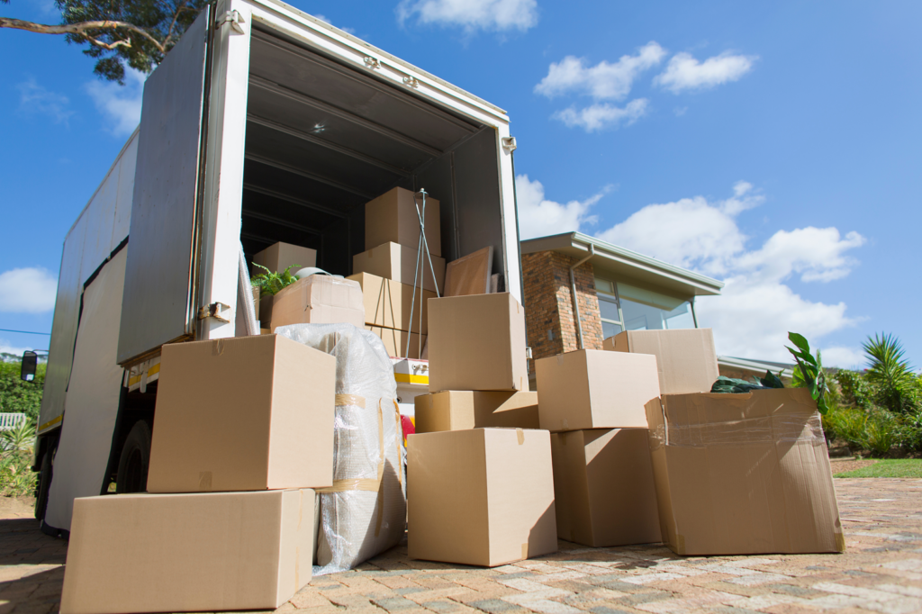 Swift Moves: Keep On Moving Company's Guide to Last-Minute Moving